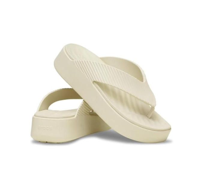 Crocs Getaway Groove Platform 210700- Cтильна і комфортна модель з підвищеною підошвою