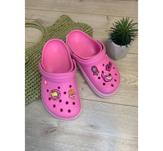 Декоративні прикраси Jibbitz – стильні аксесуари для ваших Crocs