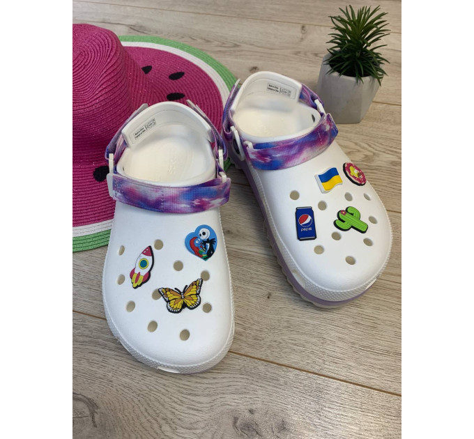 Декоративні прикраси Jibbitz – стильні аксесуари для ваших Crocs